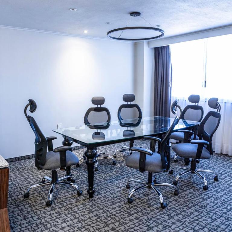 Holiday Inn Mexico City - Trade Center by IHG - Suite de 1 dormitorio con sofá cama - Cama extragrande - 3