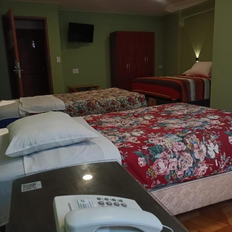 Berlina Hotel - Family Room with Bath - 6
