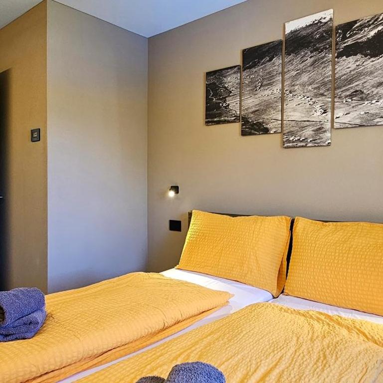 La Sorgente Appartamento Martin - Three-Bedroom Premium Apartment with Balcony - 6