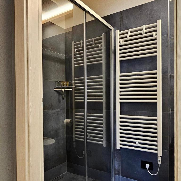 La Sorgente Appartamento Martin - Three-Bedroom Premium Apartment with Balcony - 16