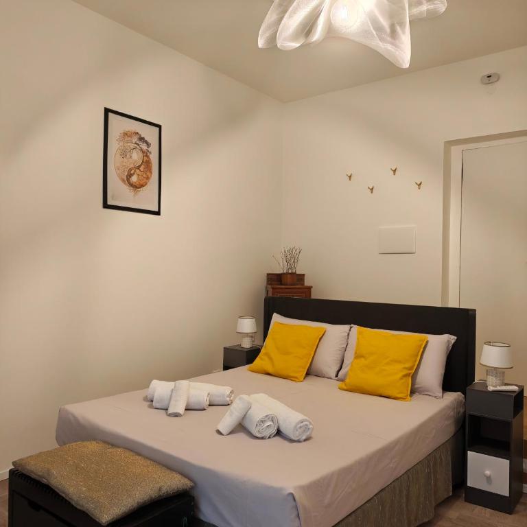 Ara Home - Double Room with Shared Bathroom - 6
