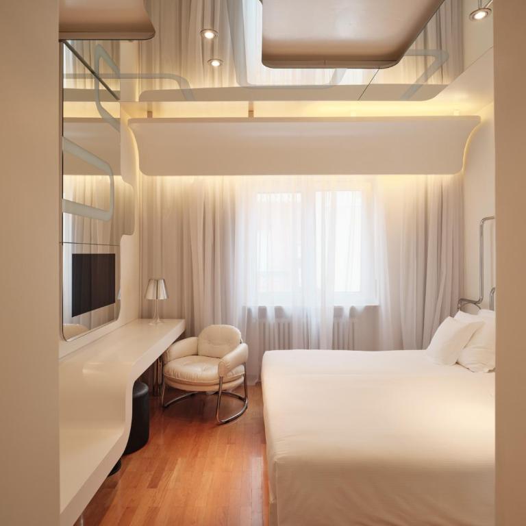 Hotel Aurora - Camera Matrimoniale Design - 7