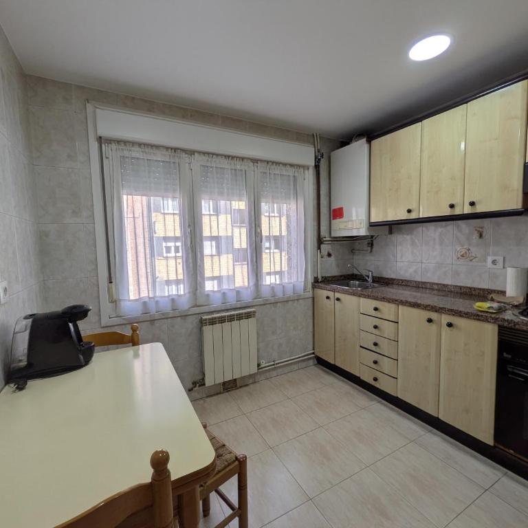 1A161 Apartment en Gijón para 5 personas by R2R - Appartement 3 Chambres - 26