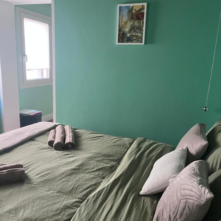CA Ferdi and Lino City Center - Appartamento con 2 Camere da Letto - 10