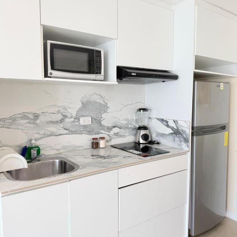 Suite 603, Riverfront, vista al río, Puerto Santa Ana, Guayaquil - Apartamento de 1 dormitorio - 8