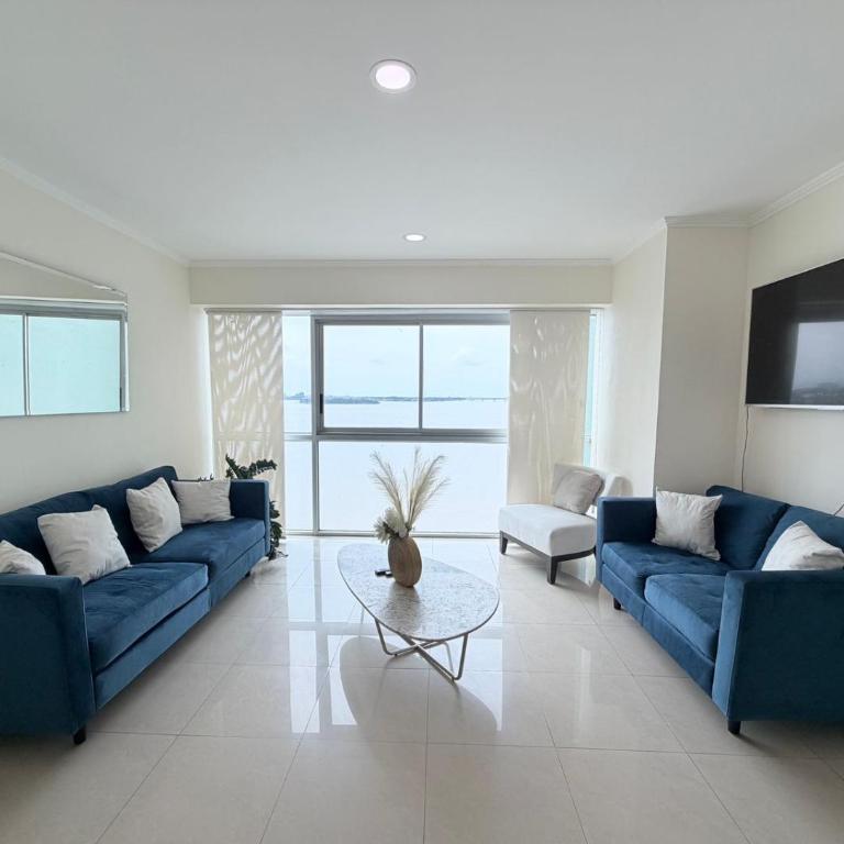 Suite 603, Riverfront, vista al río, Puerto Santa Ana, Guayaquil - Apartamento de 1 dormitorio - 1