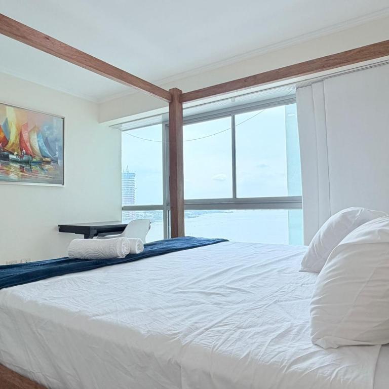 Riverfront I, piso 6, suite vista al rio, Puerto Santa Ana, Guayaquil - Apartamento de 1 dormitorio - 6