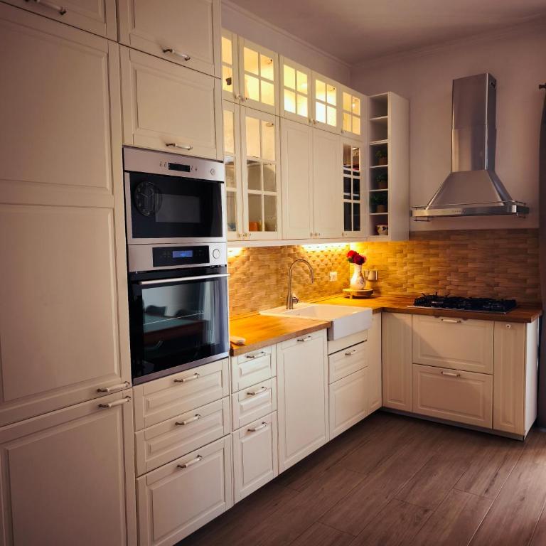 Italian House Decio Mure Terrace & Metro A - Appartamento con 2 Camere da Letto - 3