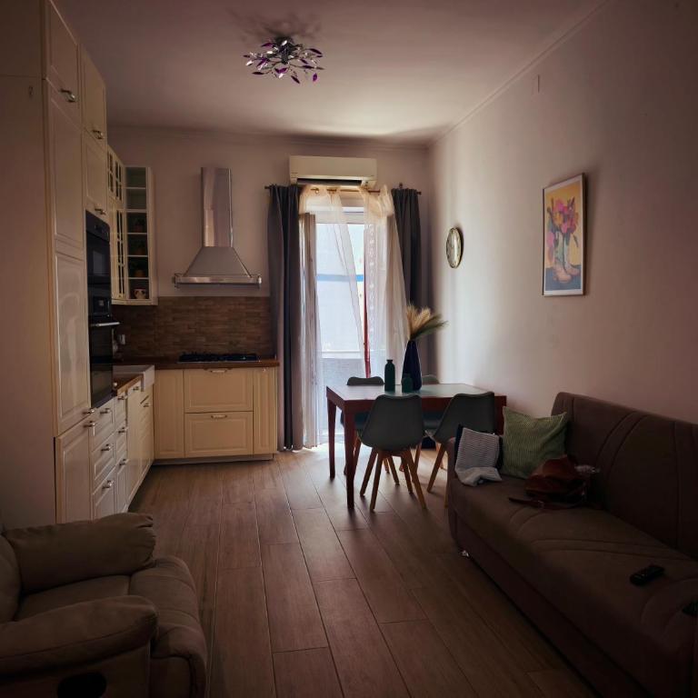 Italian House Decio Mure Terrace & Metro A - Appartamento con 2 Camere da Letto - 7