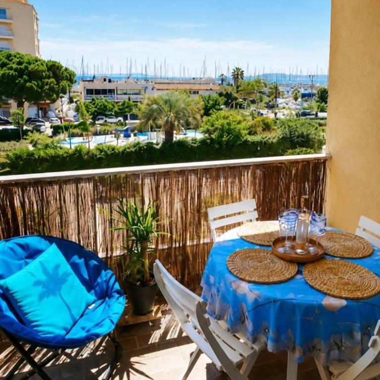 Sophia Summer studio, vue côté mer avec Clim et parking - Estudio con terraza - 2