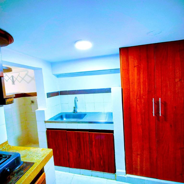 Apartaestudio en 1er piso, A pocos pasos del Estadio Pascual Guerrero, Hospital Departamental, Imbanaco, Unicancer, Centro Médico San José, Piscinas OByrne, Mulato Cabaret, Univalle, Escuela Deporte, Parqueo 1 moto - One-Bedroom Apartment - 6