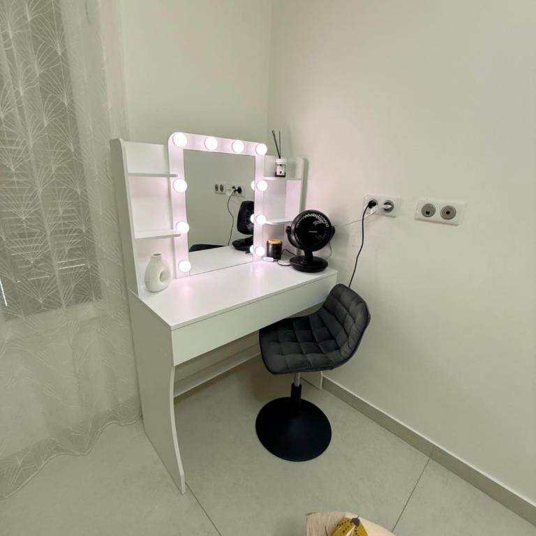 Zgondoiu Résidence - Two-Bedroom Apartment - 26