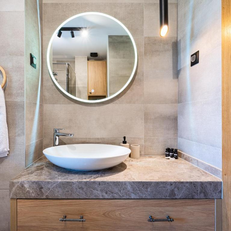 MonteBreza Spa Apartment Jacuzzi, Sauna & Free Parking - Apartman s 1 Spavaćom Sobom i Vrtom - 35