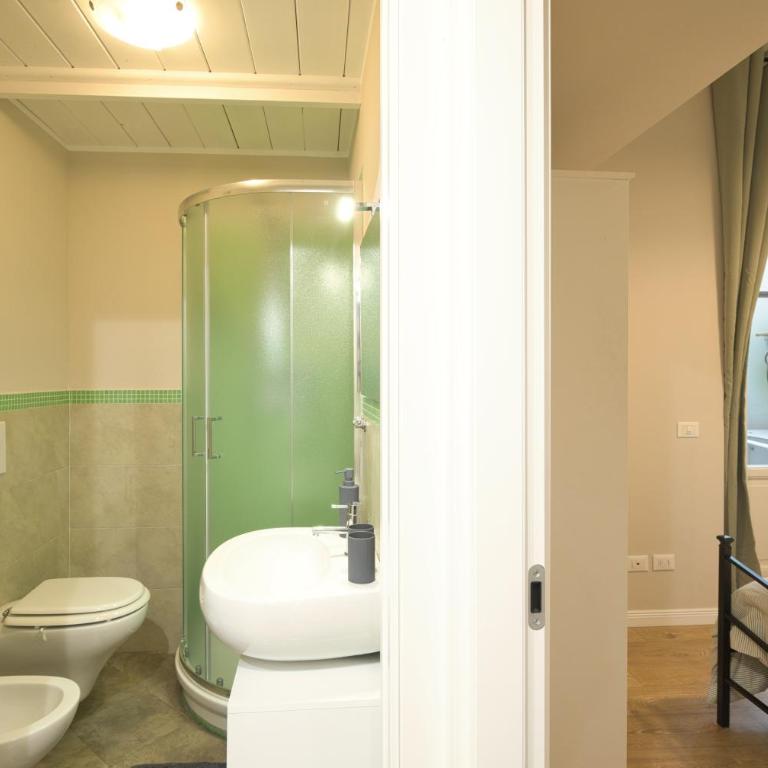 Casa Noemi - New Apartment in Florence - Two-Bedroom Apartment - 4