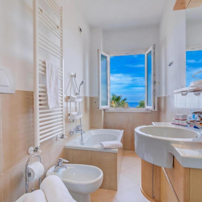 Palms Villa - Sea View Terrace and Parking - Happy Rentals - Appartamento - Piano Terra - 8