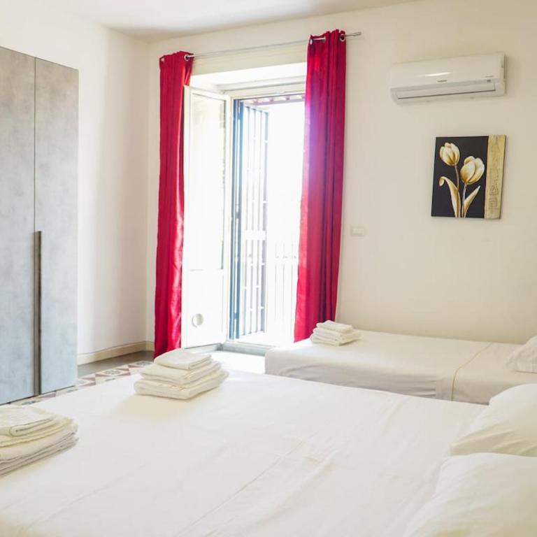 A Casa Di Laura - Two-Bedroom Apartment - 12