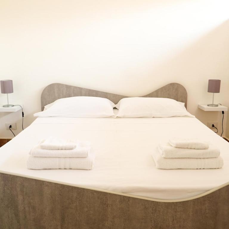 A Casa Di Laura - Two-Bedroom Apartment - 3