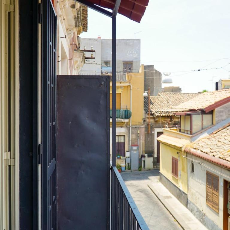 A Casa Di Laura - Two-Bedroom Apartment - 22