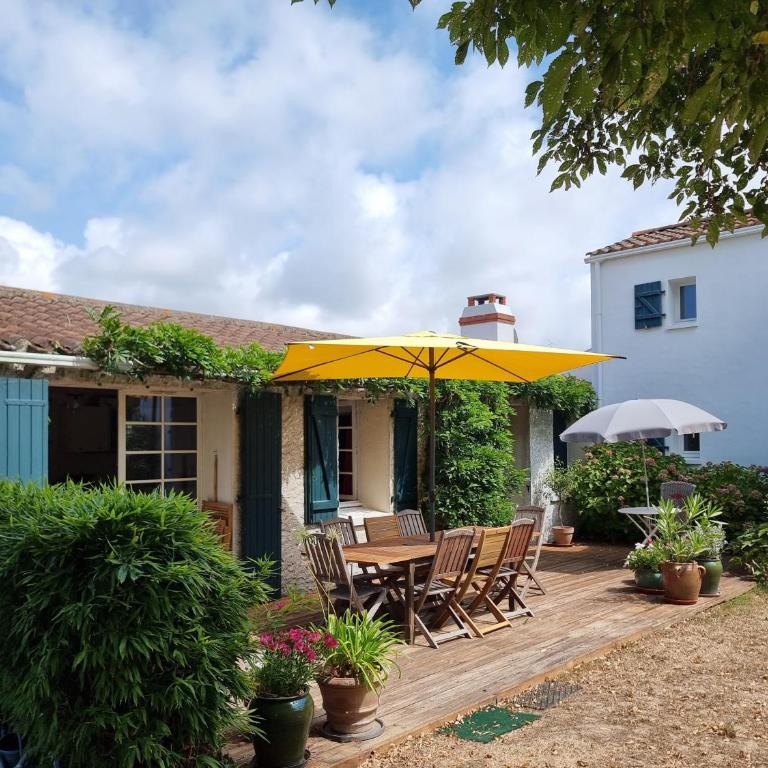 Maison de charme, Grand jardin, 3km plages, WiFi - Casa de 4 dormitorios - 1