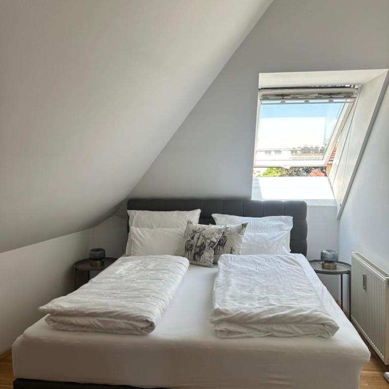 City Appartement mit Balkon - Apartamento de 1 dormitorio - 2