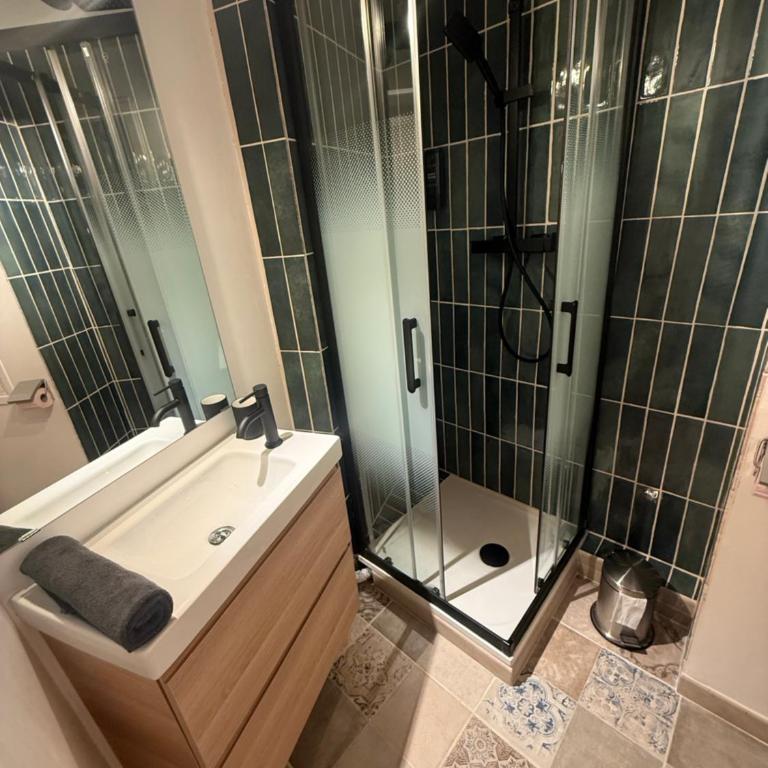 Studio tout confort - One-Bedroom Apartment - 2