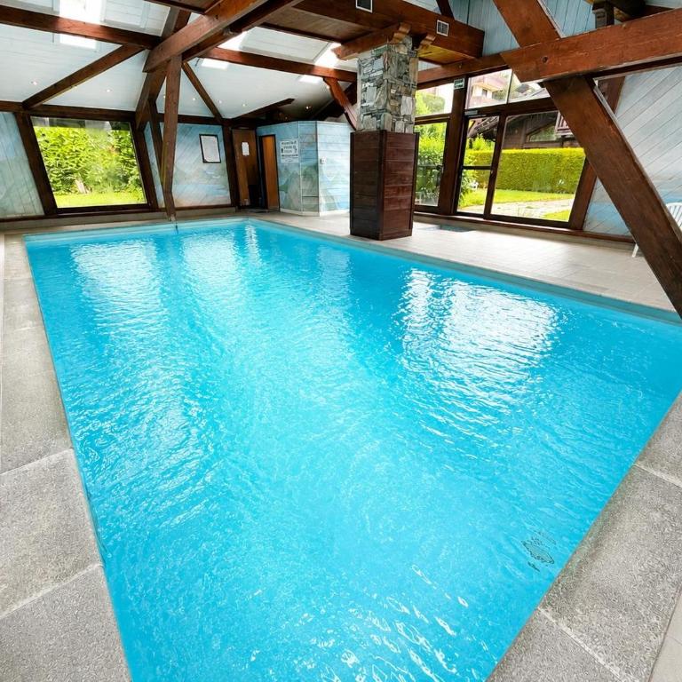 Les Houches vue magnifique avec piscine,pied des pistes de ski,garage - Appartement 1 Chambre - 1