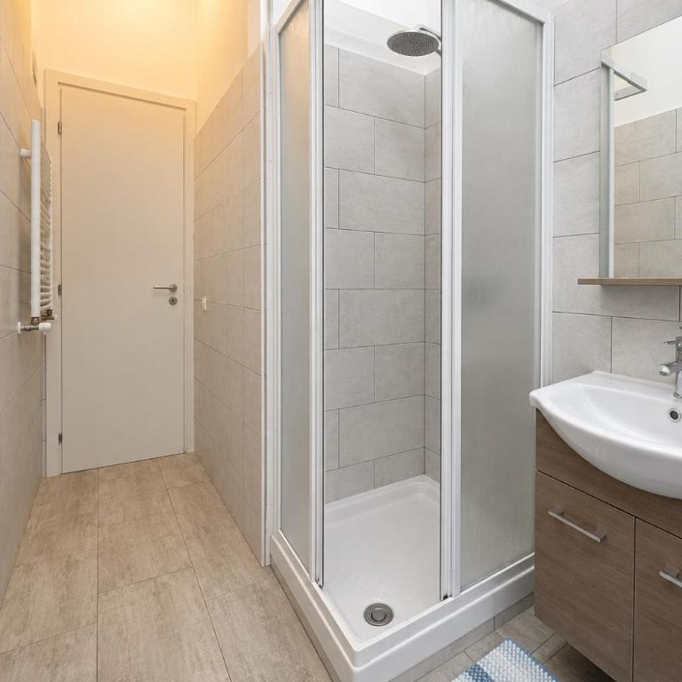 San Giovanni appartamento vicino Metro A - Appartamento con 2 Camere da Letto e Vista Città - 5