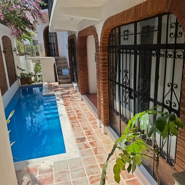 Casa Rey Sol Vallarta - Habitación Doble con vistas a la piscina - 1
