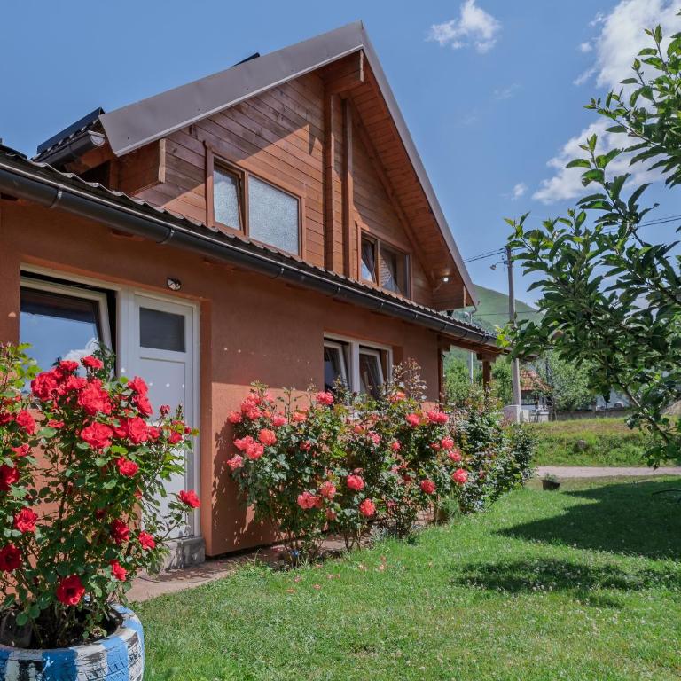 Monte Chalet Kolašin brvnara sa saunom - Vila sa Pogledom na Vrt - 6