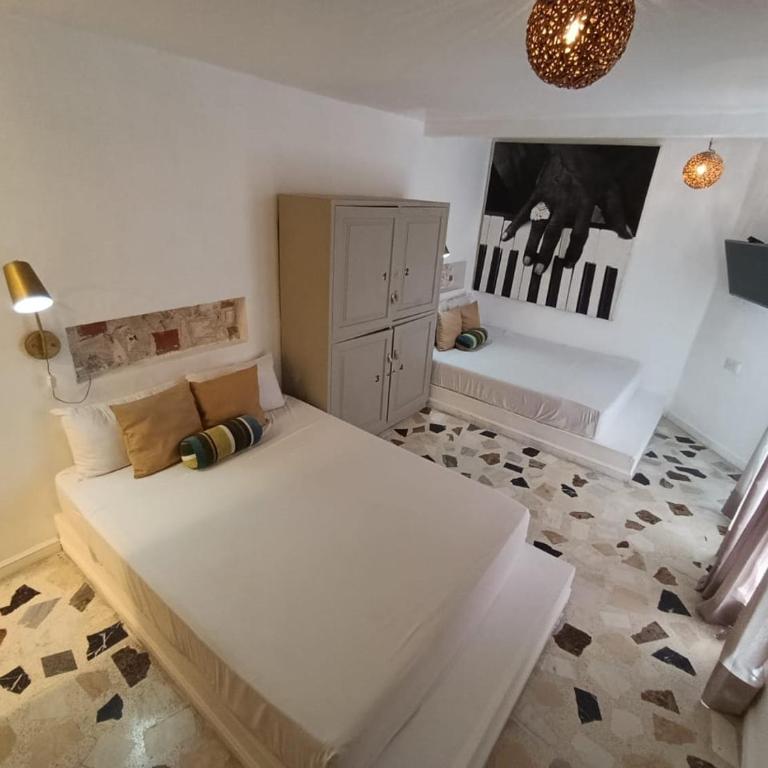 Peregrinos Hostel Cartagena de Indias - Twin Room - 7
