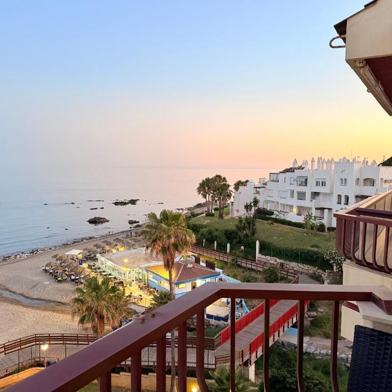 Sea Front View with Pool Paddle and Tennis Mijas - Apartamento de 1 dormitorio - 19