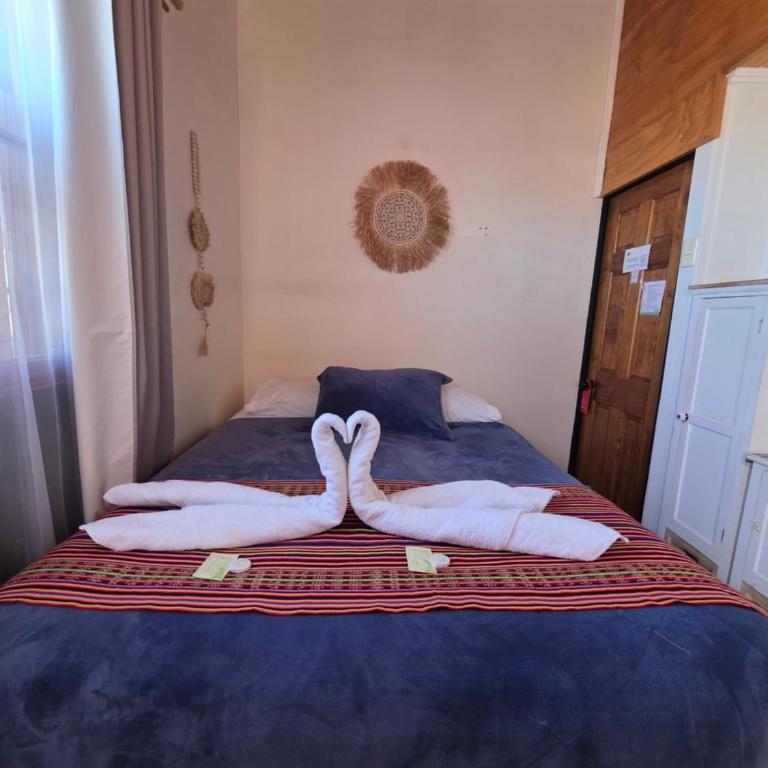 Hostal Desert - Habitación Triple con baño - 4