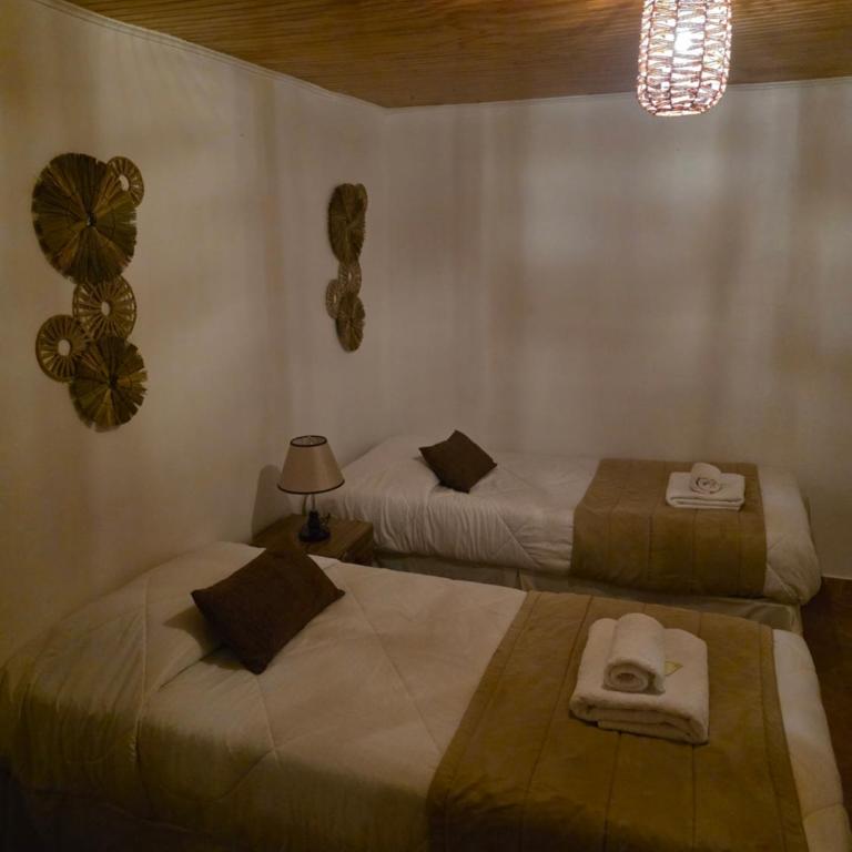 Hostal Desert - Habitación Doble Estándar - 2 camas - 3