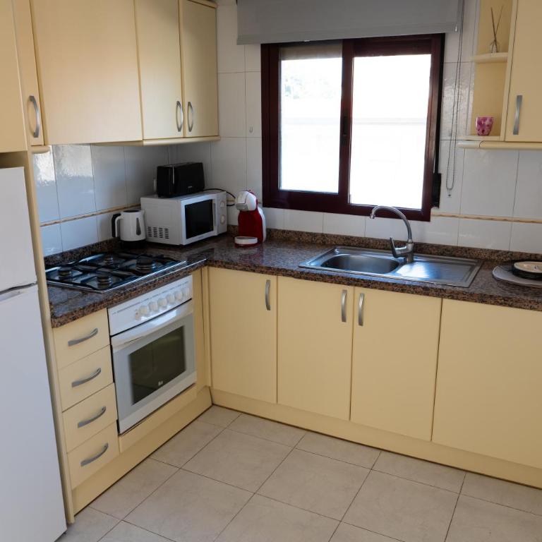 Topacio 50m de la Playa de la Fossa - Two-Bedroom Apartment - 11