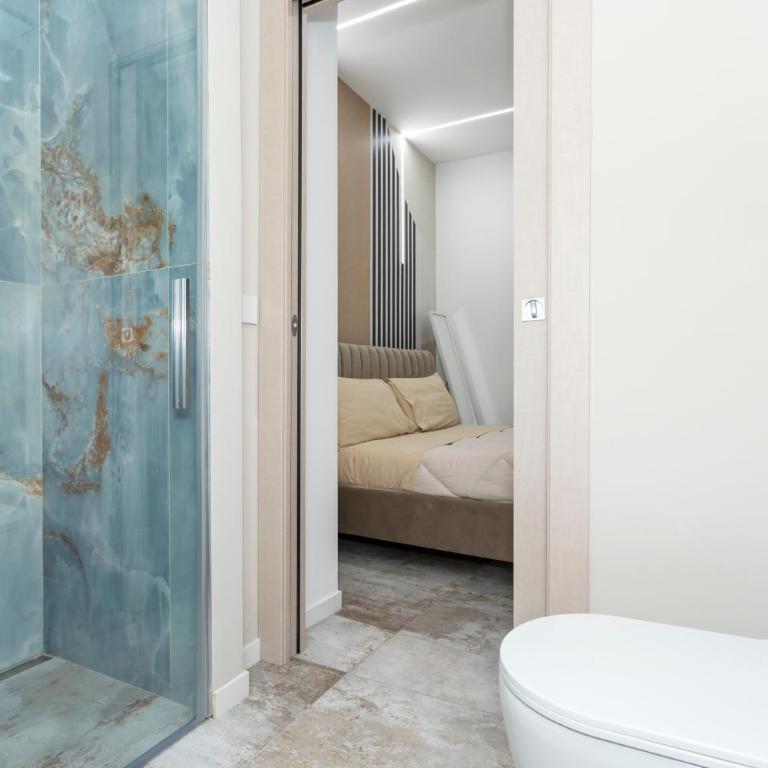 Neg Naumachia Rooms - Triple Room with Shower - 11