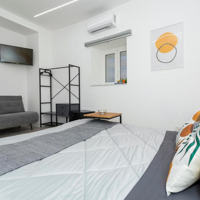 Neg Naumachia Rooms - Quadruple Room with Shower - 8