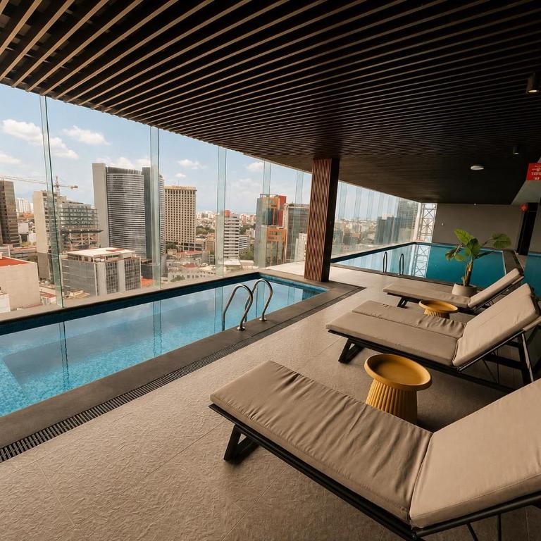 Luxury Apartment with Pool & Monument View - One-Bedroom Apartment - 17
