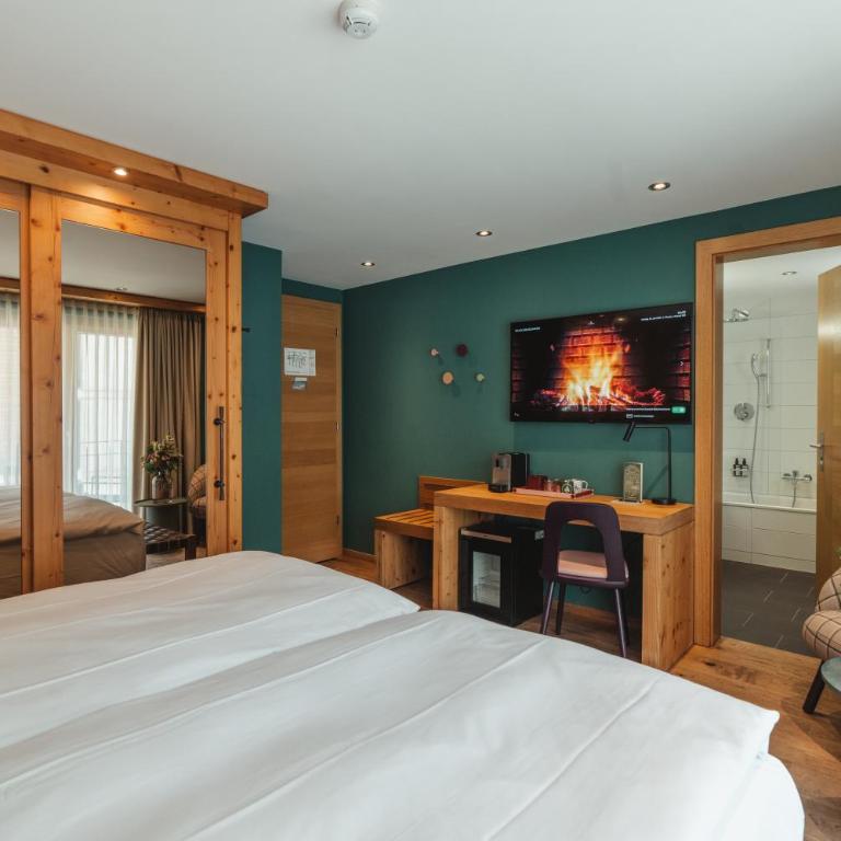 The Phoenix Fitness Hotel & free Spa Access at Alpen Resort - Standard Doppelzimmer - 6