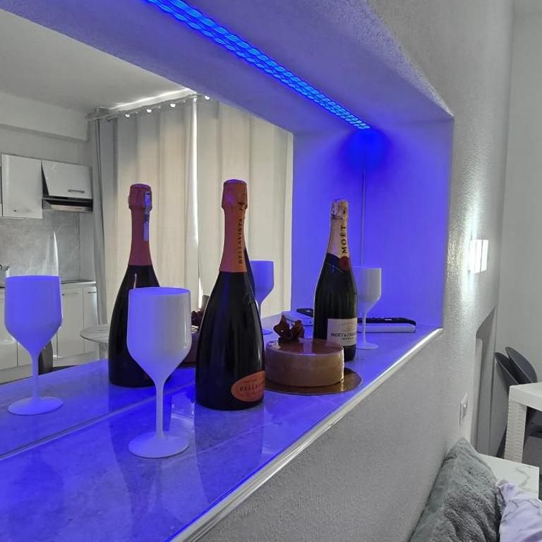 SeaView Rooms - Double Room with Balcony and Sea View - 25