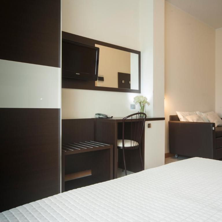 Hotel Ricchi - Camera Tripla - 2