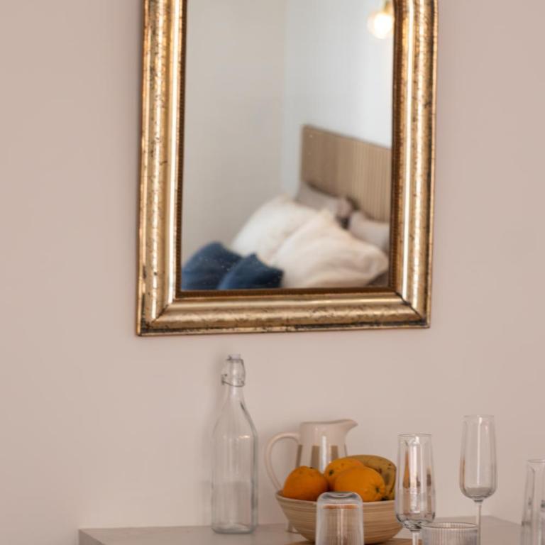 Le Mimosa - Centre-Ville - Élégance - Clim - Wifi - Studio Apartment with Queen Bed - 3