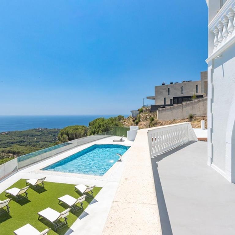 Villa Aurea, Pool, Jacuzi and Panoramic View - Villa - 1