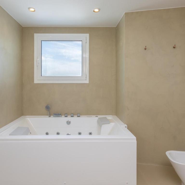 Villa Aurea, Pool, Jacuzi and Panoramic View - Villa - 22