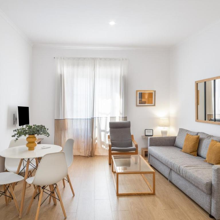 Céntrico y Luminoso Apartamento - Apartamento Superior de 2 dormitorios - 23