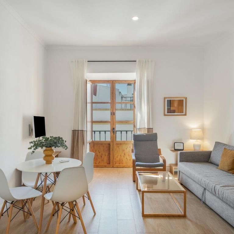 Céntrico y Luminoso Apartamento - Apartamento Superior de 2 dormitorios - 1