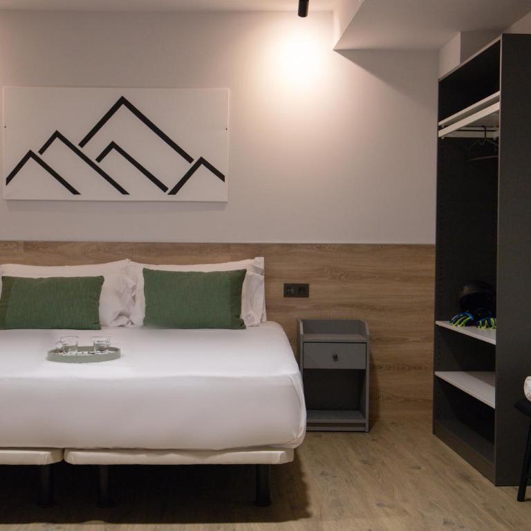 Inkigo Rooms - Classic Dreibettzimmer - 5