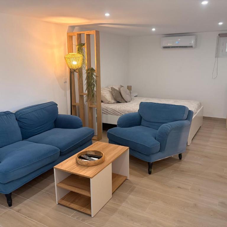 Studio indépendant 15 min des plages Parking - Apartment mit 1 Schlafzimmer - 3