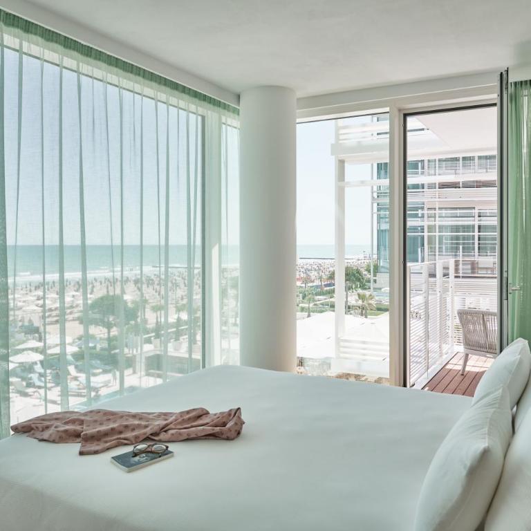 Falkensteiner Residences Jesolo - Three-Bedroom Sea View Residential Suite - 6