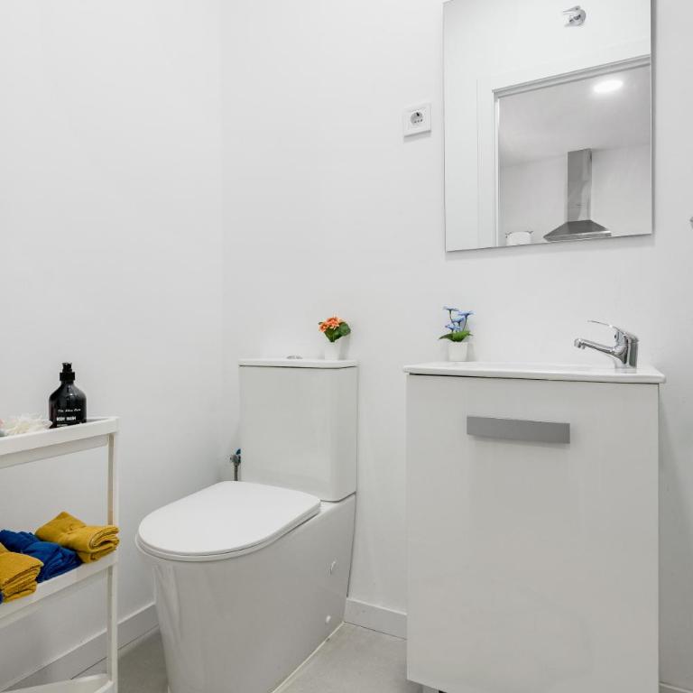 Apartment G Private Complex Metro 4 Guests - Apartamento Estudio - 1 cama doble - 12