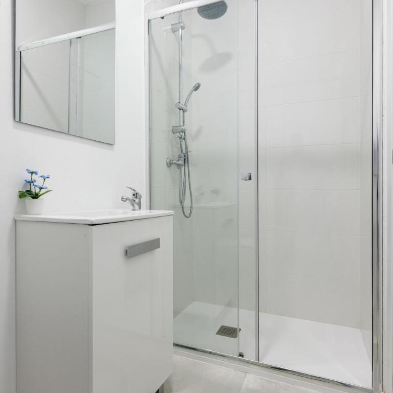 Apartment G Private Complex Metro 4 Guests - Apartamento Estudio - 1 cama doble - 5